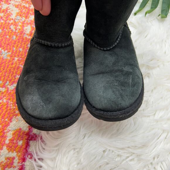 UGG Black Classic II Boot Kids Girls 10 Style 5251T Winter Snow Cozy Neutral - Picture 4 of 9